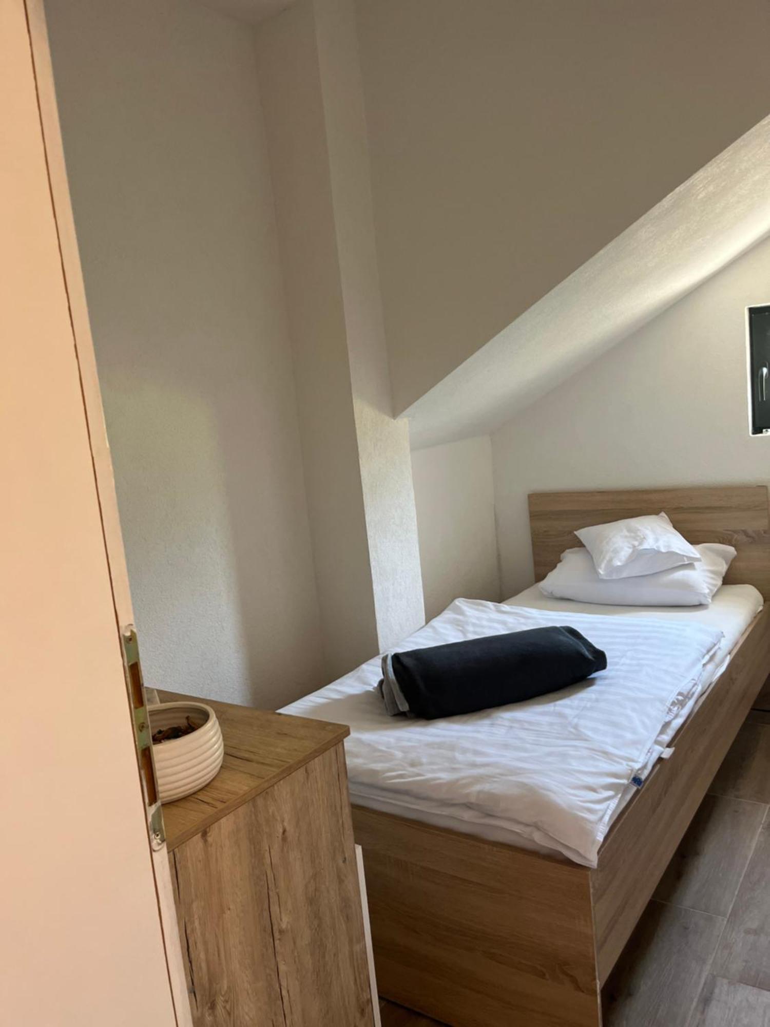 Guest House Eden Bihać Zewnętrze zdjęcie